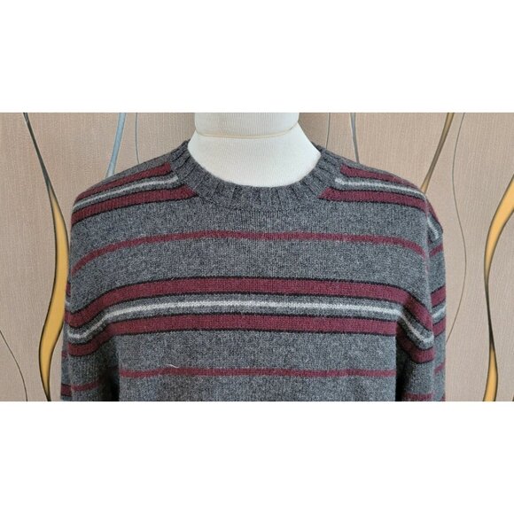 GAP 100% Lamb's Wool Men's Gray/Red Striped Round Neck Pullover Size XL-XXL # 15 - Picture 2 of 11
